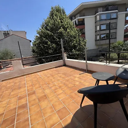 4 Sur Reynes 3 Pers Terrasse Et Clim